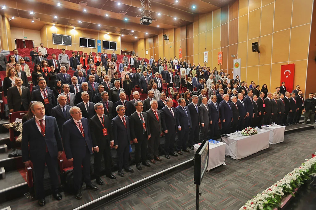 ‘Hukukun güncel sorunları sempozyumu’