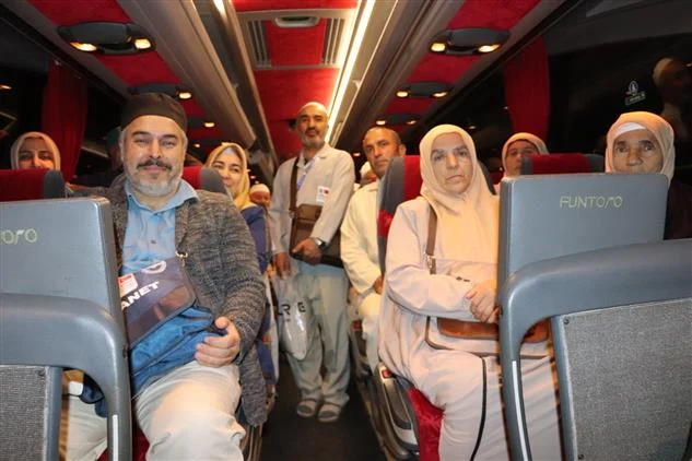 Sivas’tan ilk hacı kafilesi dualarla uğurlandı