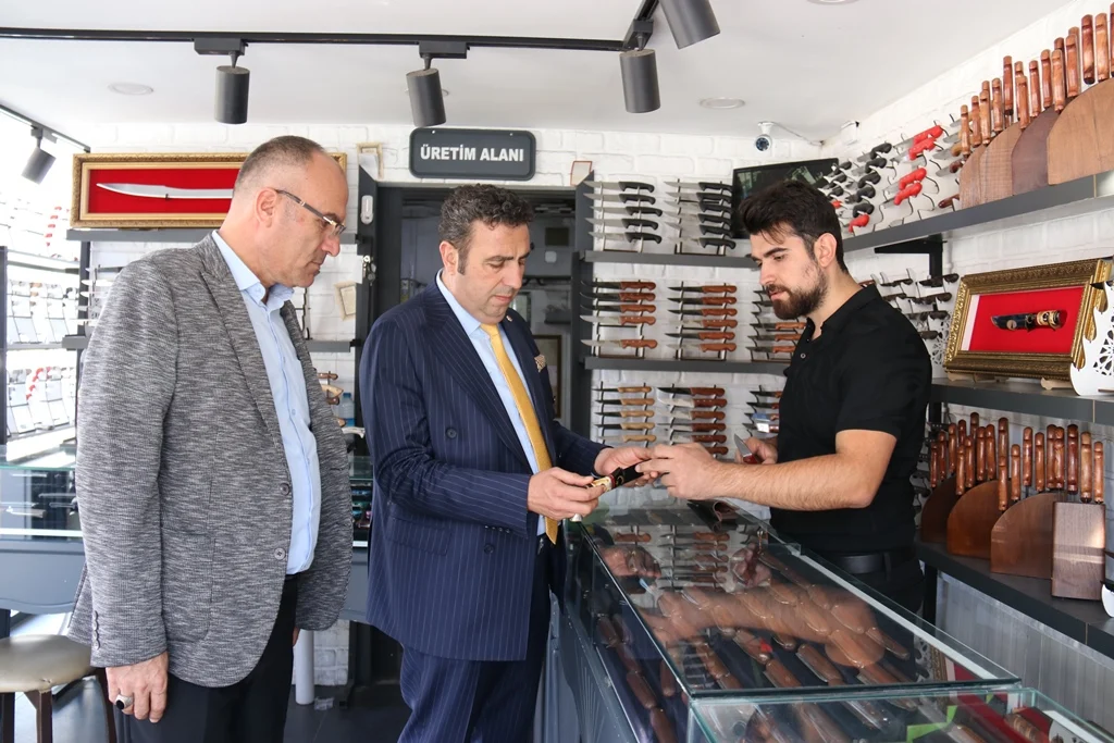 Demirgil, “ Bıçakçı esnafımız mağdur”