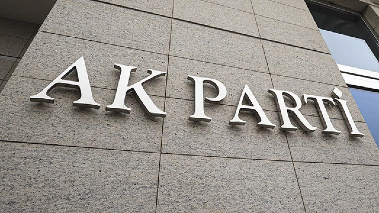 Ak parti adaylık başvuru süresini uzattı