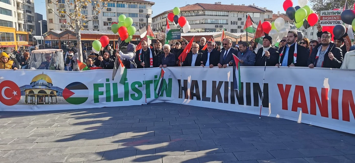 Engelliler Filistin için tek yürek oldu.