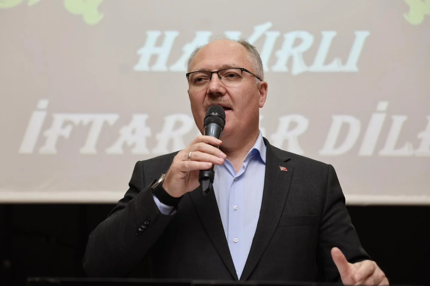 Başkan Bilgin Sivaslılardan helallik istedi.