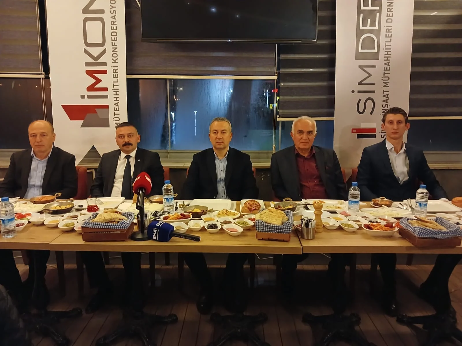 SİMDER, Başkan Adem Uzun İle İlk Sahur Programını Gerçekleştirdi