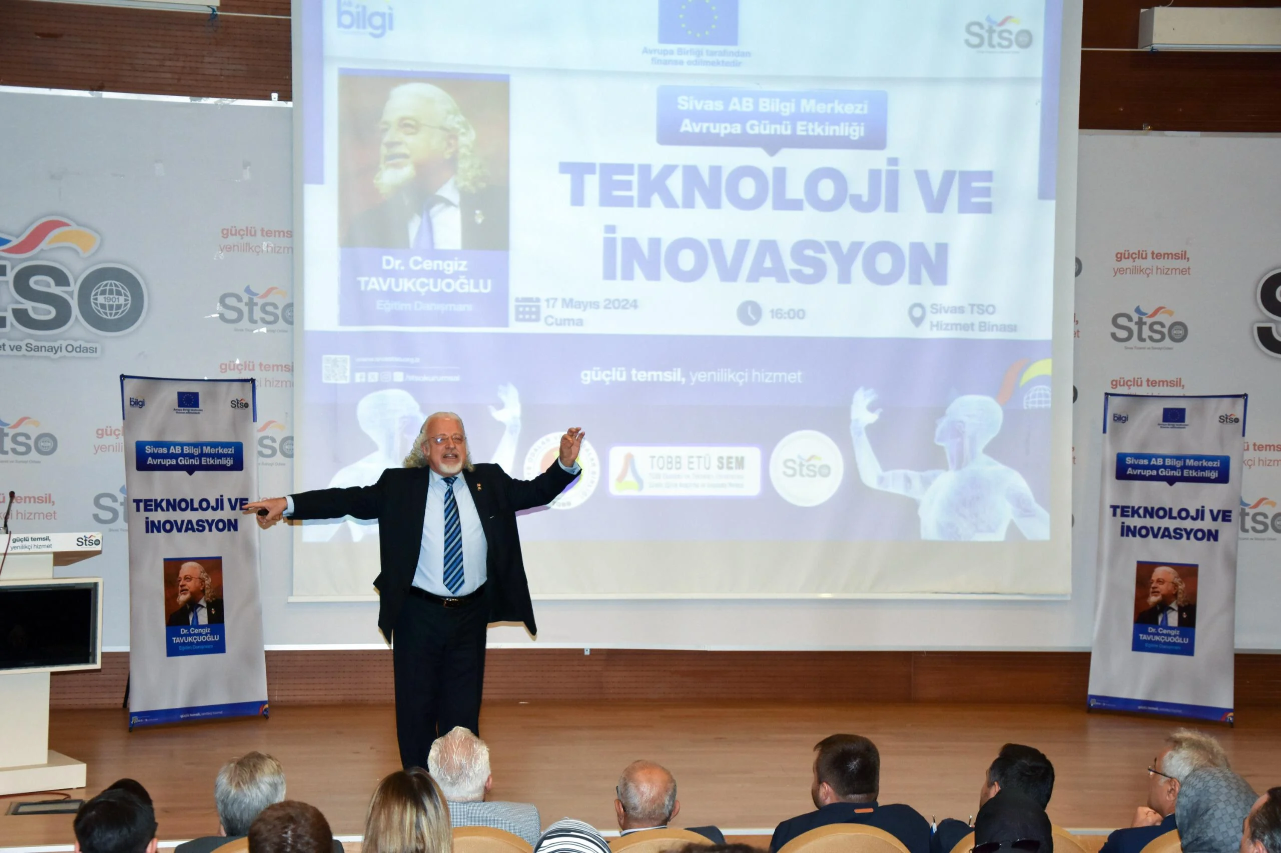Eğitim Danışmanı Dr. Cengiz Tavukçuoğlu Sivas’ta…