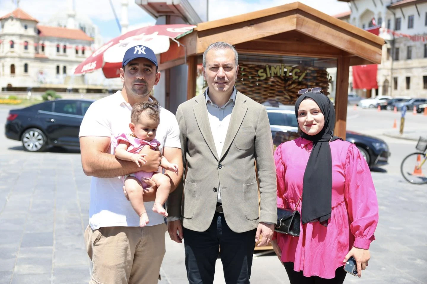 Başkan Adem Uzun, Esnaf ve Hemşerileri ile Buluşmaya Devam Ediyor