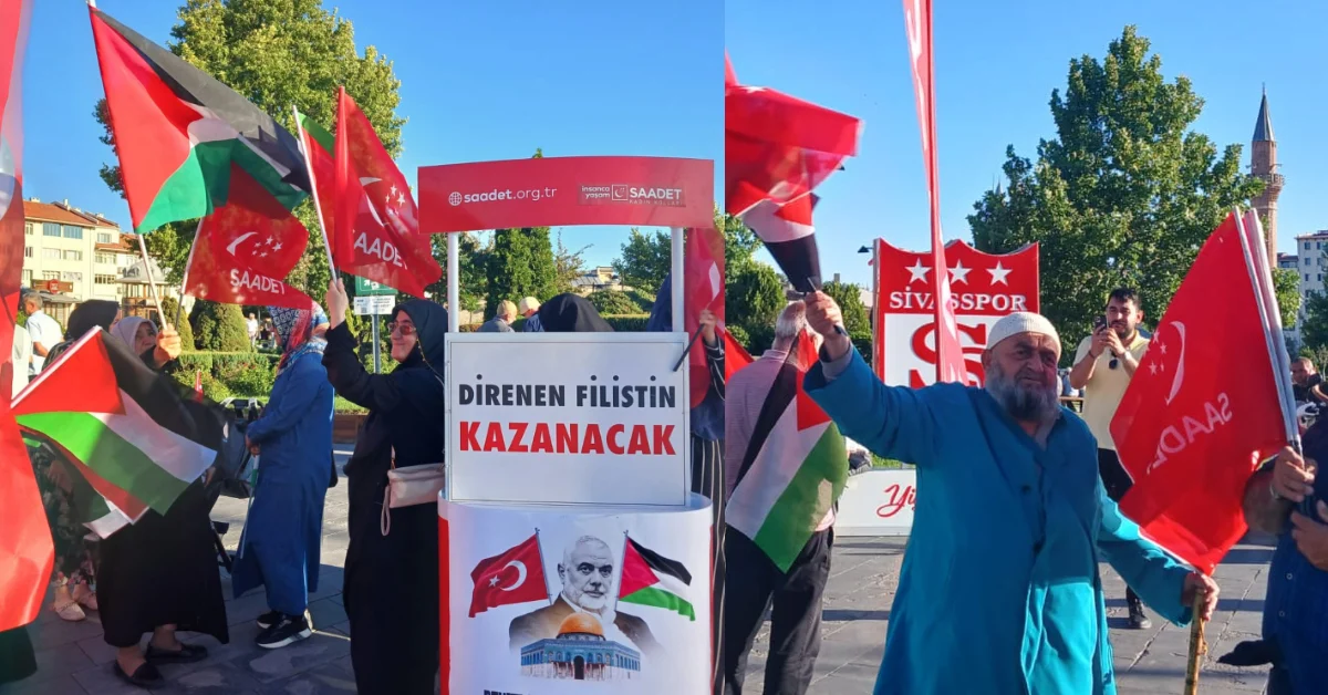 Saadet Partisi Gazze İçin Kent Meydanında Toplandı