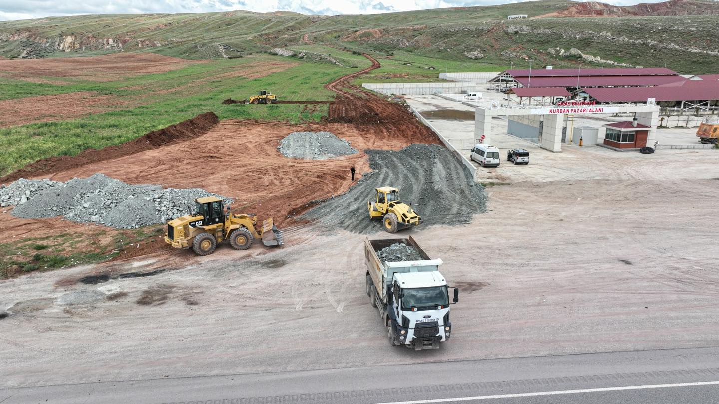 Kurban Pazarına otopark düzenlemesi yapılıyor