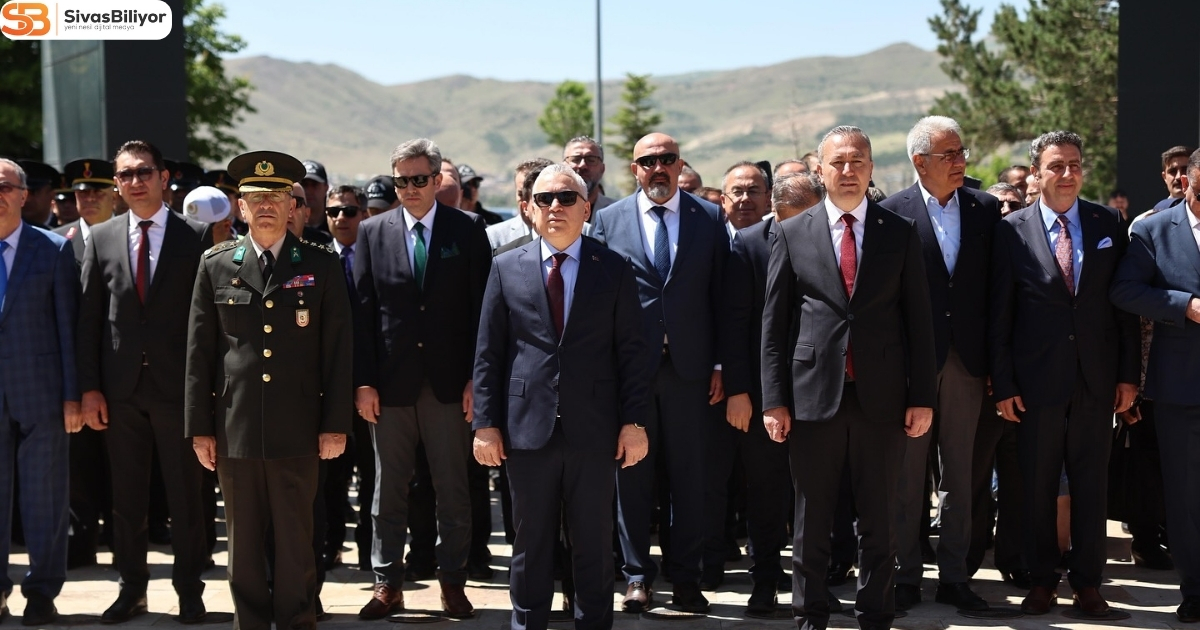 ATATÜRK’ÜN SİVAS’A GELİŞİNİN 106. YILI İLK ADIM ANITI’NDA TÖRENLE KUTLANDI