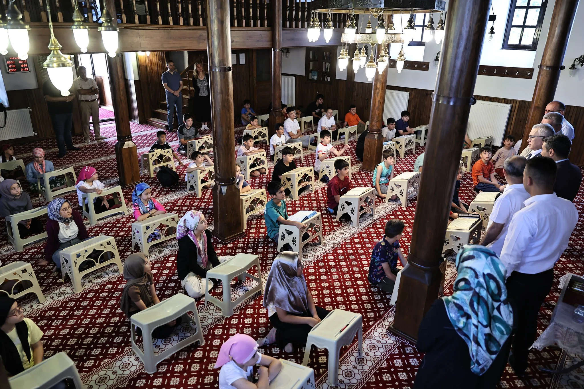 VALİ YILMAZ ŞİMŞEK YAZ KURAN KURSU ÖĞRENCİLERİYLE BULUŞTU