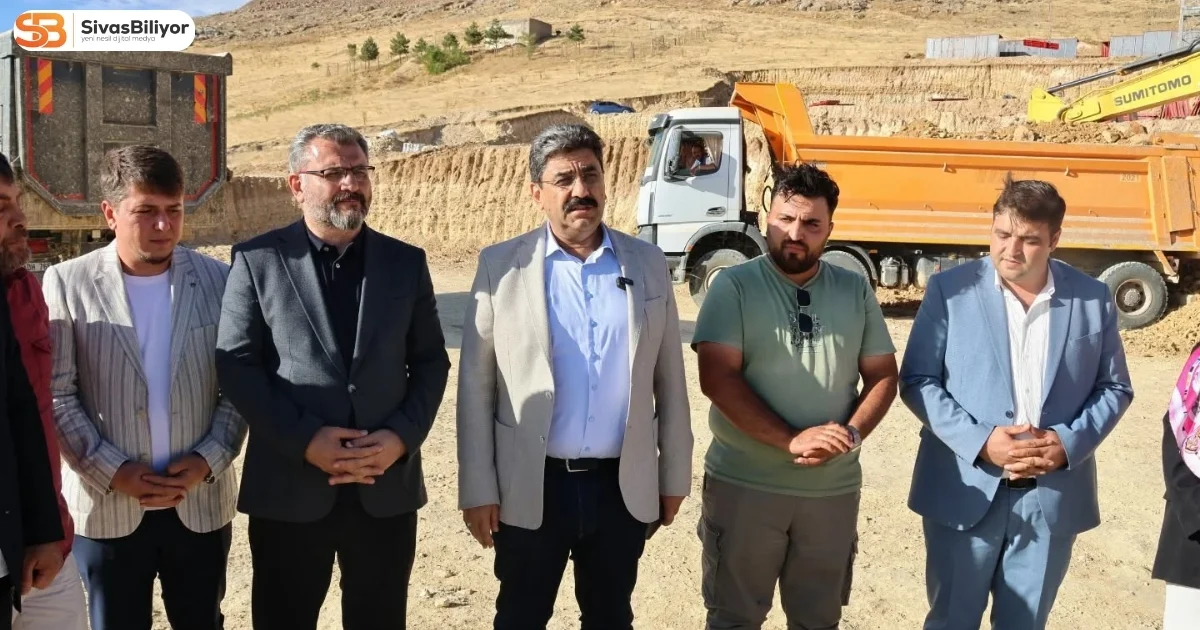 AK PARTİ SİVAS MİLLETVEKİLİ HAKAN AKSU, DİVRİĞİ’DE TOKİ KONUTLARINI İNCELEDİ