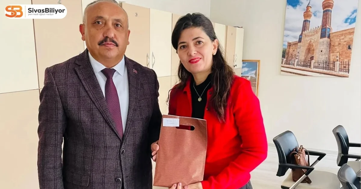 MEHMETÇİK İLKÖĞRETİM OKULU’NDA ÖĞRETMENLER GÜNÜ’NE ÖZEL YÜREK ISITAN BULUŞMA