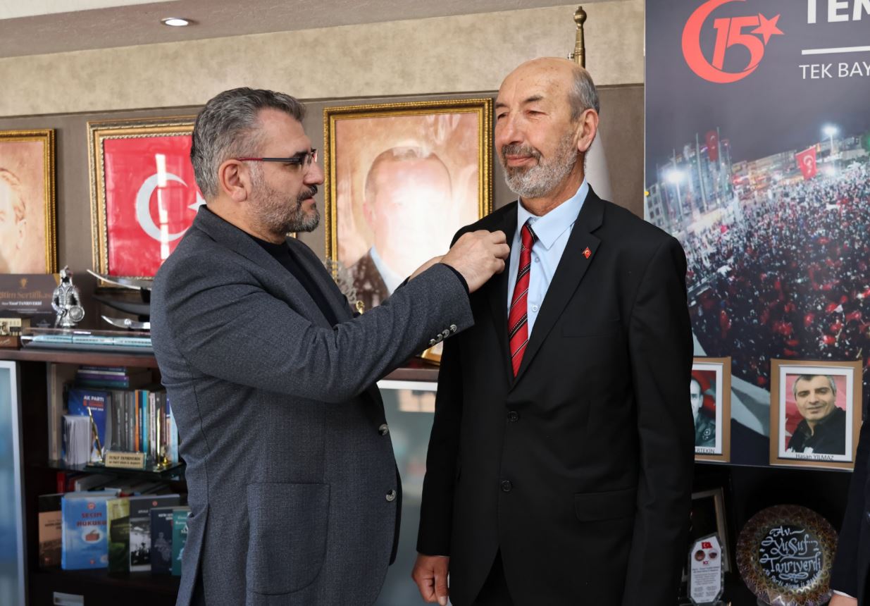 İYİ PARTİ ULAŞ İLÇE BAŞKANI METİN ERVAN ÜRE AK PARTİ’YE KATILDI