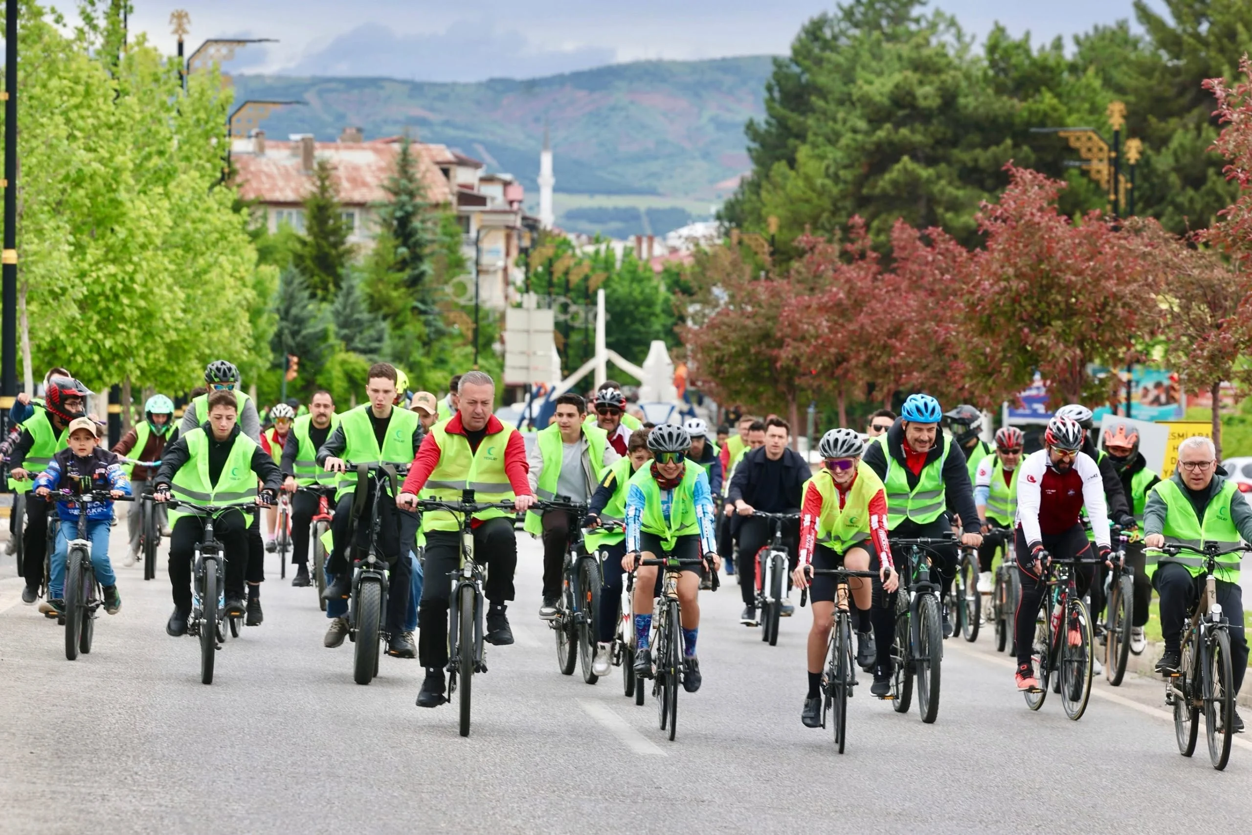 SİVAS’TA PEDALLAR SAĞLIKLI GELECEK İÇİN ÇEVRİLDİ