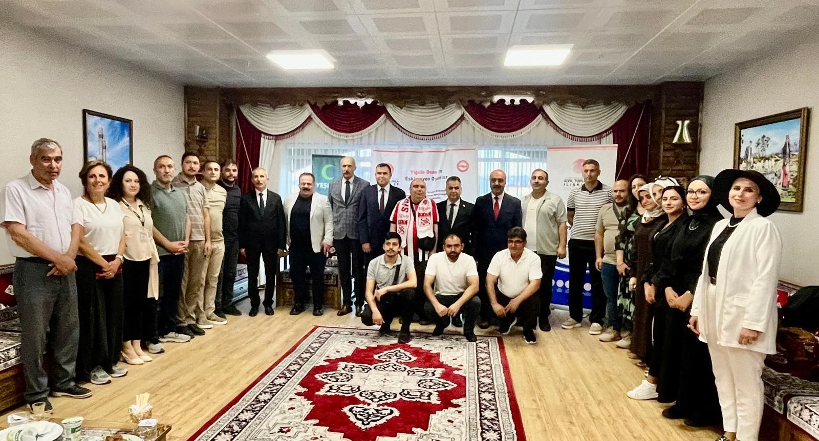 SİVAS’TA ÇOCUKLUK YENİDEN CANLANIYOR: “YİĞİDO DEDE’YLE ESKİMEYEN OYUNLAR” BAŞLADI
