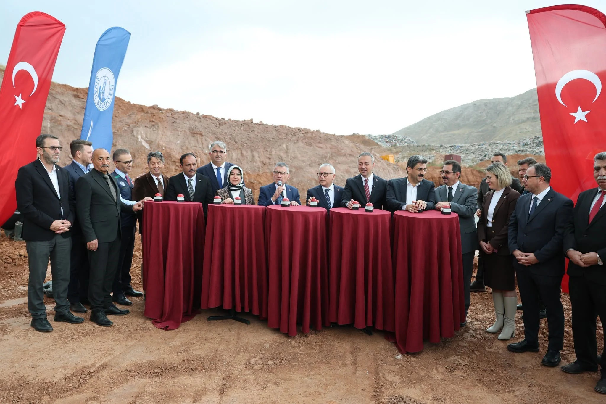 SİVAS’TA 636 MİLYON TL’LİK KATI ATIK TESİSİNİN TEMELİ ATILDI